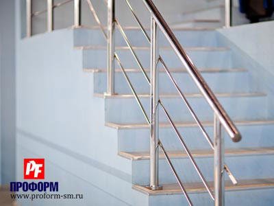 Stainless fences for stairs with strains №1